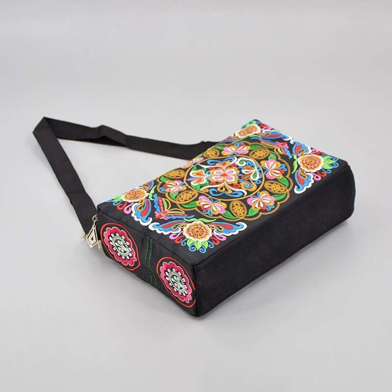 Embroidered Women's wers Nylon Crossbody Bag Ladies Large Capacity Travel Shoulder Bags s
