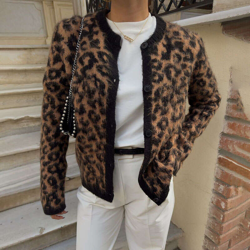 TARUXY Fashion Lepard Knitted Cardigan For Women Loose Casual Long Sleeve Retro Single Breatted Sweater Autumn Outwear