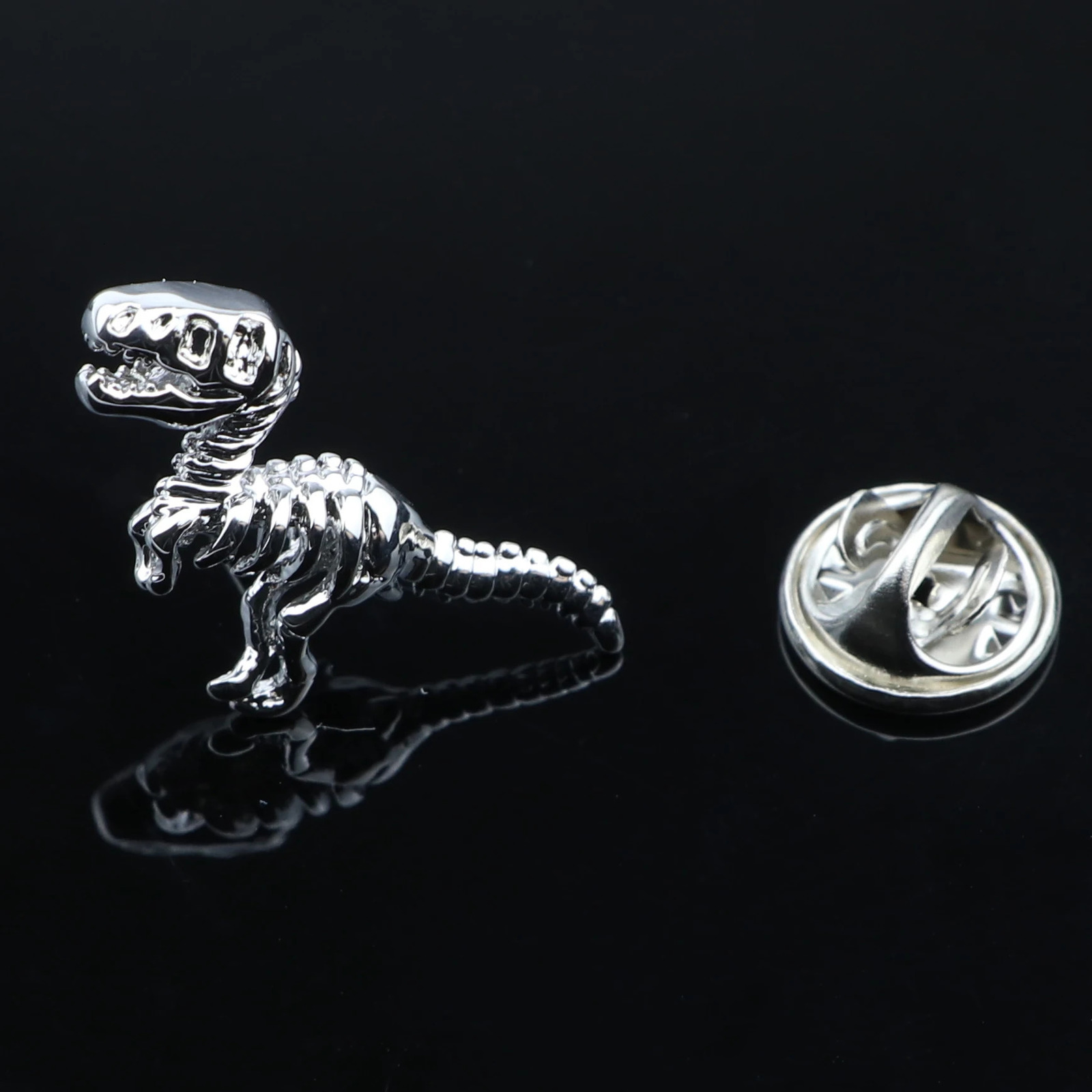 Mens Advanced Chic Brooch Rose National Flag Skull Pin Suit Shawl Lapel Pins Corsage Hat Shirt Collar Party Daily Accessory 241028