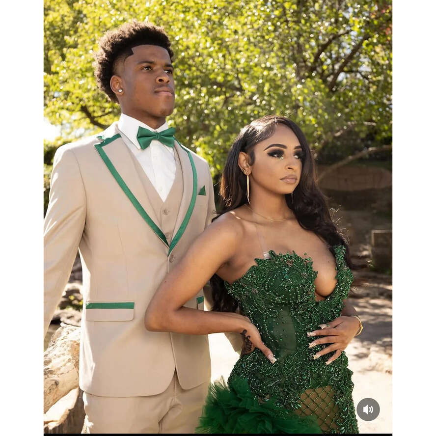 Stunning Crystal Green Prom Dress Black Sweetheart Beaded Sequins Evening Elegant Tulle Ruffle Thigh Split African Formal Dresses For Women 0515 Dr032