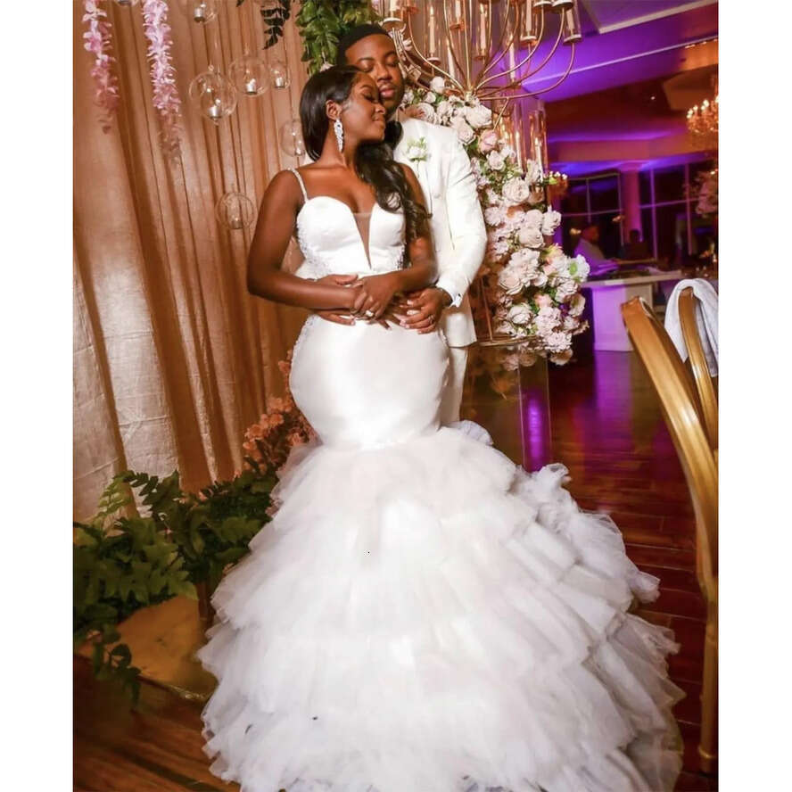 African Plus Size Mermaid Dresses Spaghetti Straps Lace Applique Or Length Tiered Tulle Dubai Arabic Wedding Dress Bridal Gowns 0430