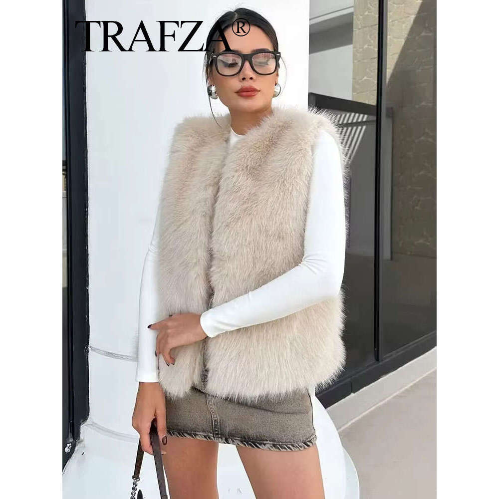 TRAFZA Faux Fur Vests For Women 2024 New Fashion Fluffy Sleeveless Jackets Female Vest Loose Winter Warm Streetwear Waiscoat Top