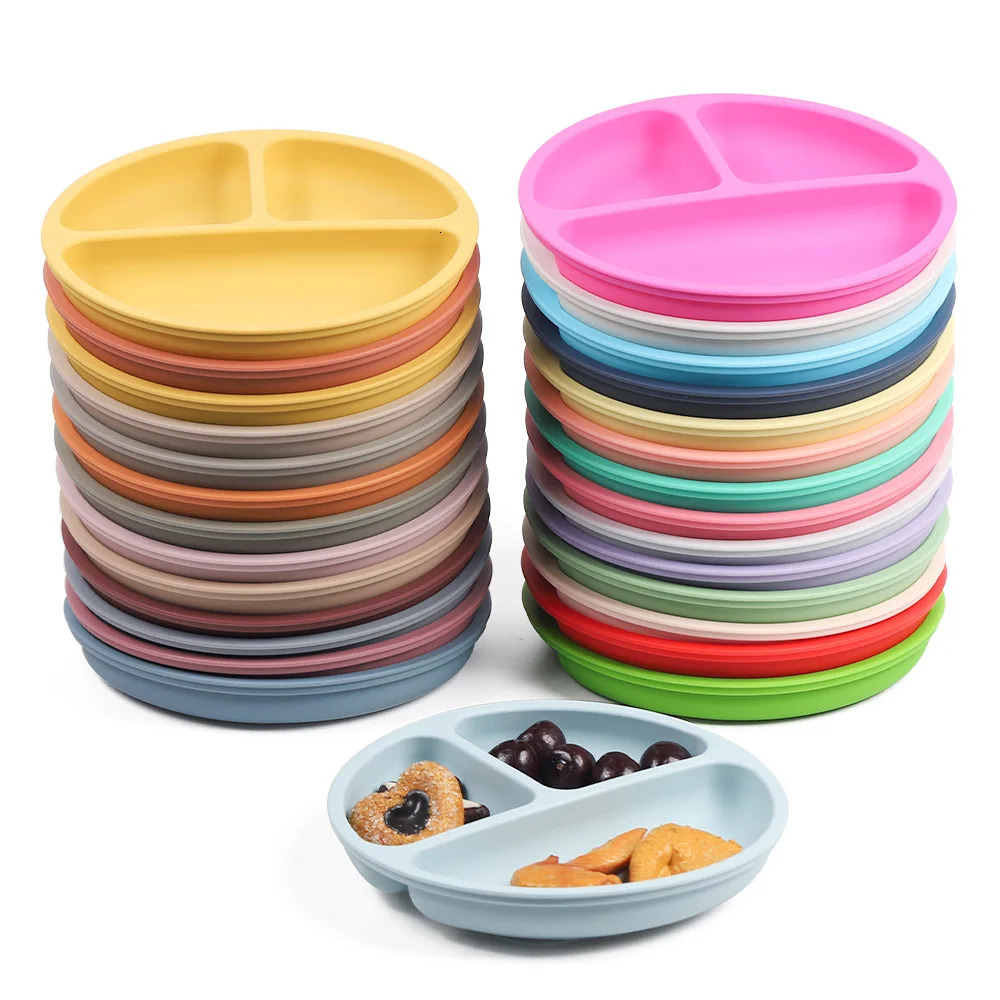 7PCS Silicone Dishes For Baby Feeding Set Sucker Bowl Plate Cup Bibs Spoon Fork Baby Items Safe Dining Plate Children Tableware 241028