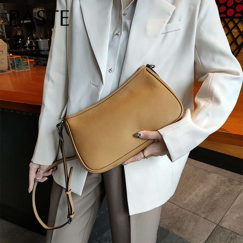 2024 Daily-Use Niche Style Thick Cow Leather Women Shoulder Simple Green Fashion Armpit Bag High Qulaity Handbag