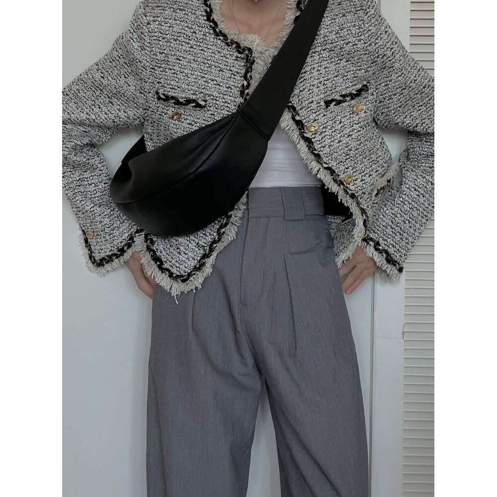 Retro Classic Black Chest Bag Comfortable Wide Shoulder Strap Diagonal Hobos Woman All-Match Dumpg Casual Purse