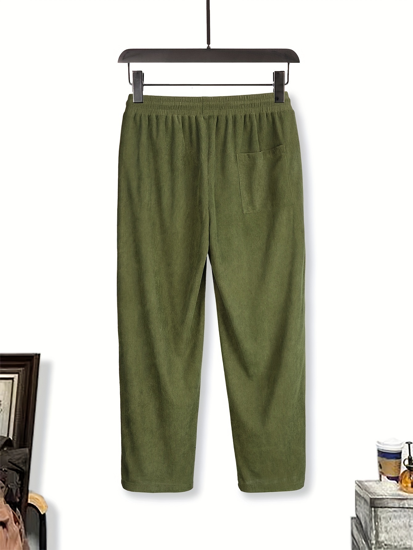 Men's basic corduroy straight leg pants, solid color pants with pockets, suitable for casual daily wear
