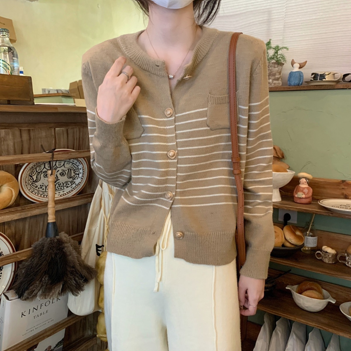 Autumn And Winter New Korean Round Neck Striped Knitted Cardigan Loose Short Pocket Sweater Jacket Women Top F1028#40