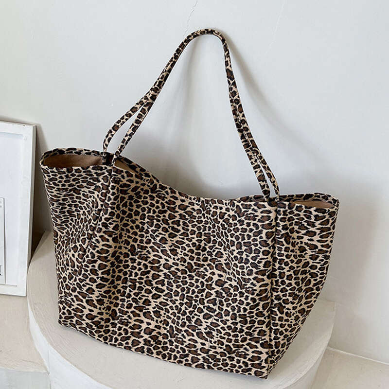 Capcity Large Leopard Printing Canvas Handbag For Women Shoulder Female New Fashion Designer Shopping Casual Tote Bag