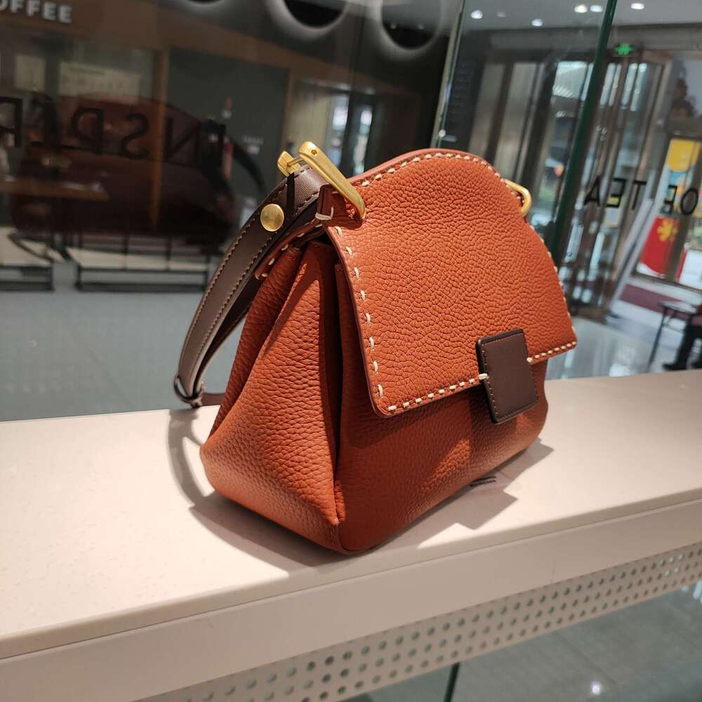 Ins Chic Fashion Genuine Leather Shoulder Bag For Women Thick Sewing Handmade Female Messenger Roomy Crossbody Bags White