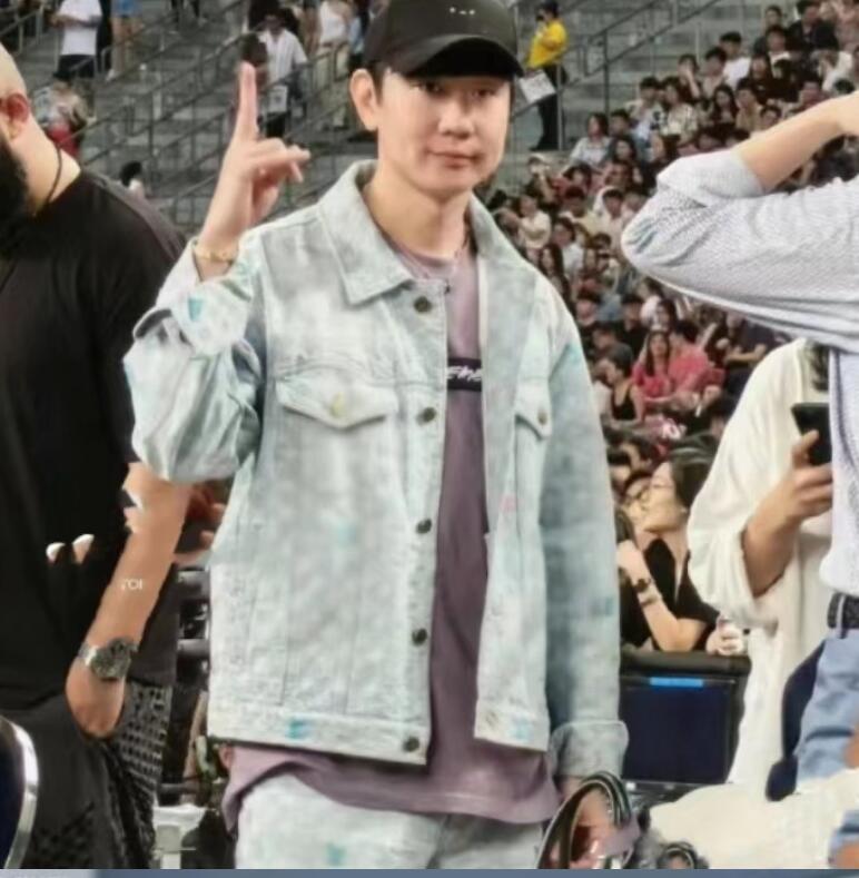 designer Denim Jacket new Button Up Long Sleeve tops Men Women Jean Jacket Luxury Letter Embroidery coats Men's Clothing