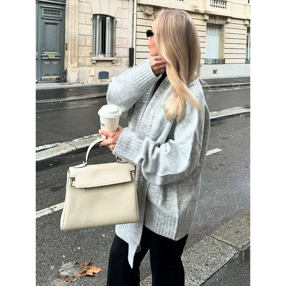 Elegant Solid Scarf Collar Knitted Cardigan Women Chic Full Sleeve With Pocket Loose Sweater New Autumn Lady Casual Street Wear