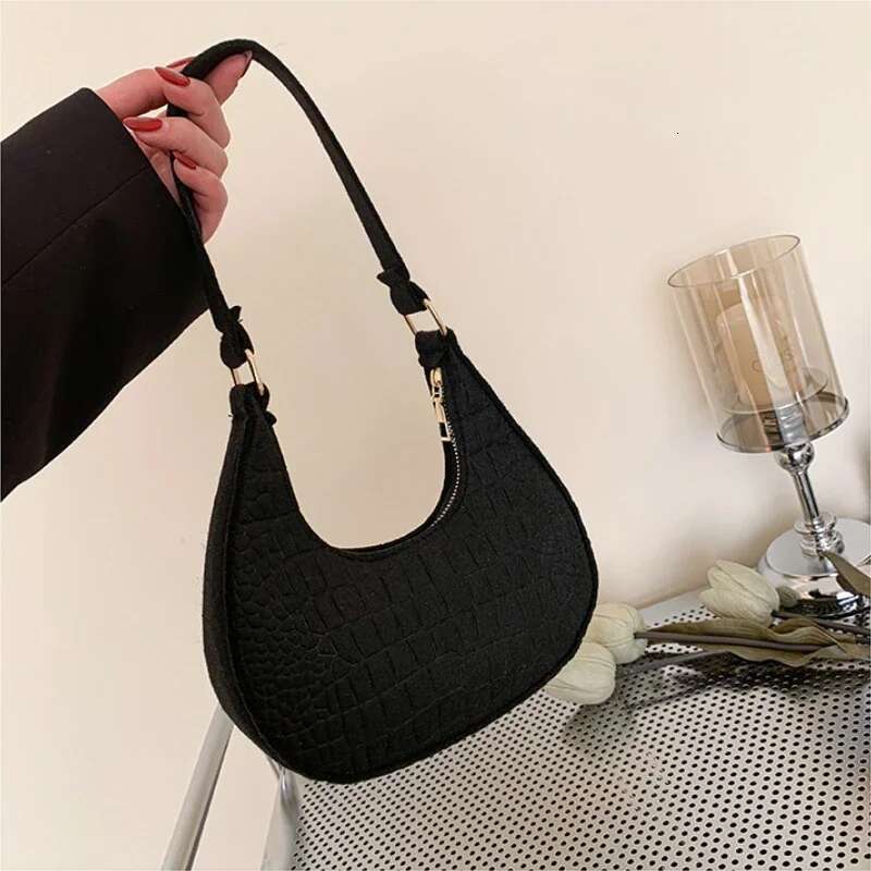 Casual Shoulder Women Felt Stone Pattern Underarm Fashion Exquisite Crescent Saddle Bags Ladies Advanced Popular Bag