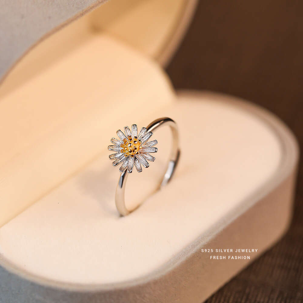 Sterg Sier Cute Simple Little Daisy wer Ring For Women Exquisite Temperament Party Jewelry