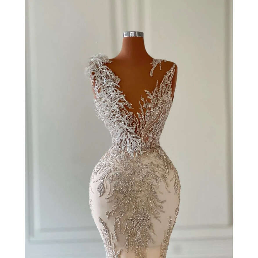 Elegant Mermaid Prom Dresses Sleeveless V Neck Straps Appliques Sequins Bed 3D Lace Or Length Zipper Stylish Evening Dress Bridal Gowns Plus Size Cust