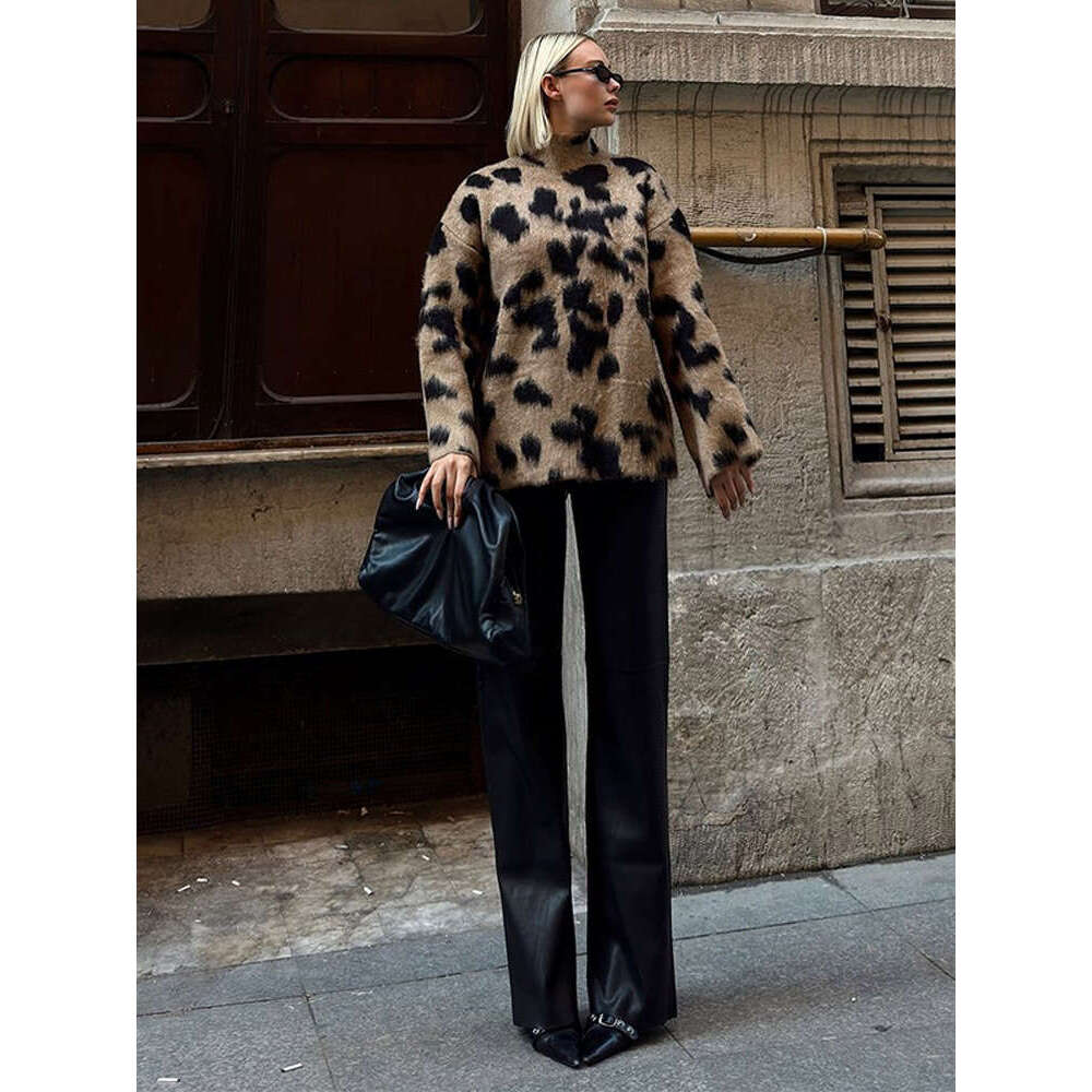 2024 Fashion Leopard Printed Mohair Cashmere Pullover For Women Chic Oversized Turtleneck Knitted Jumper New Lady Retro Knitwear