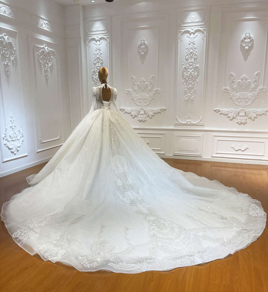 Hot Sale V-neck Long Sleeve New Beading Lace Bridal Wedding Dress