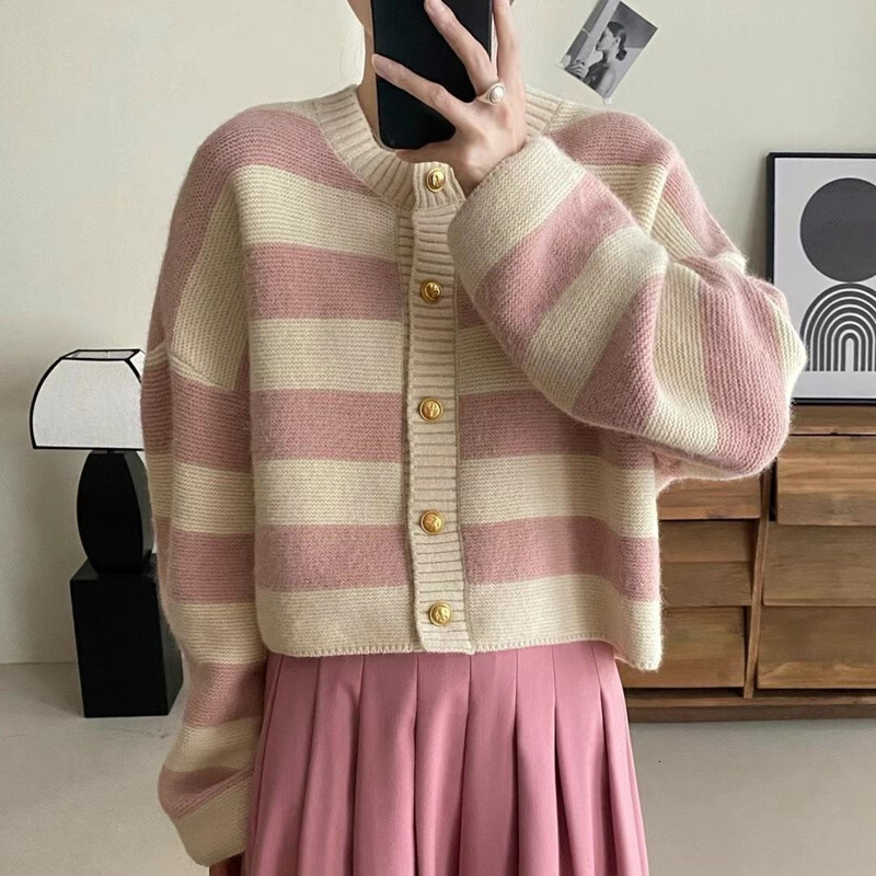 Korean Fashion Autumn Winter New Item Age Reducing Fresh Contrasting Striped Sweater Women Soft And Sticky Long Sleeved Knitted Cardigan Jacket F1028#