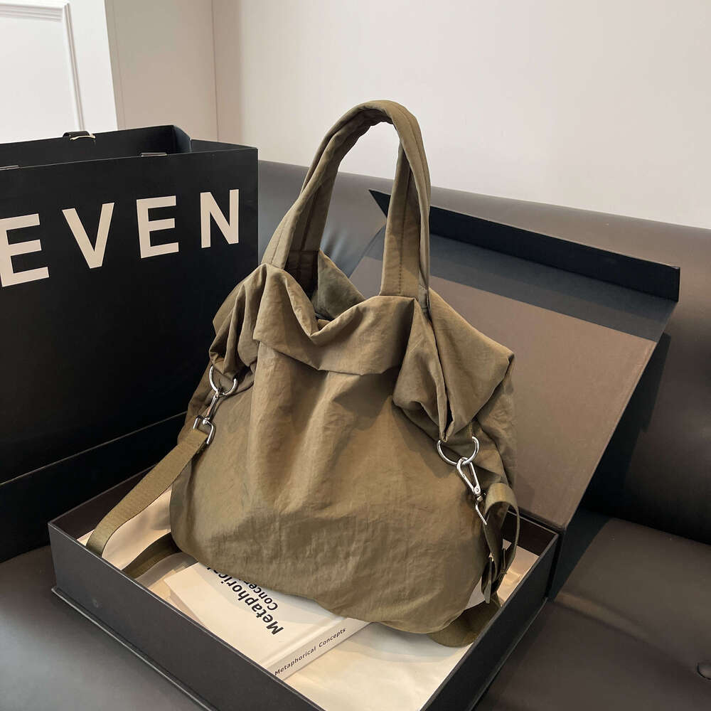 Color Solid Simple Fashionable Leisure All-Match Tote Bag With Large Capacity For School, Work And Commute.