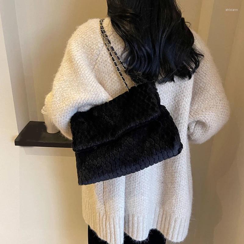 2025 NEW Drawstring Women Girls Solid Color Chain Shoulder Bag Large Capacity Furry Tote Handbags Soft Plush Messenger fashionable item zhanyishengli