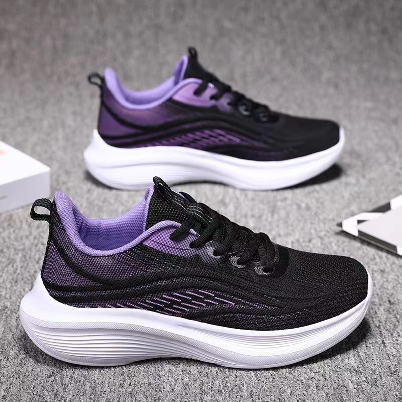 2024 new spring and autumn non slip soft sole wear-resistant mesh breathable casual shoes versatile ins ultra light running women's shoes