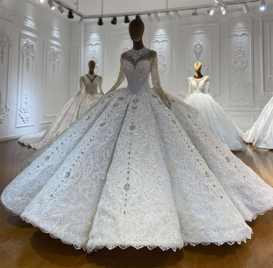 Heavy beading Long Sleeve Bridal Ball Gown Weddding Dress