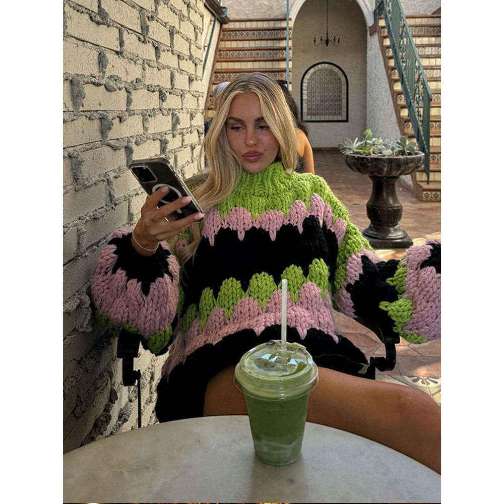 Chic Contrasting Knitted Sweaters Women Fashion O Neck Long Lantern Sleeves Loose Jumpers Autumn Warm Lady Commuting Pullovers