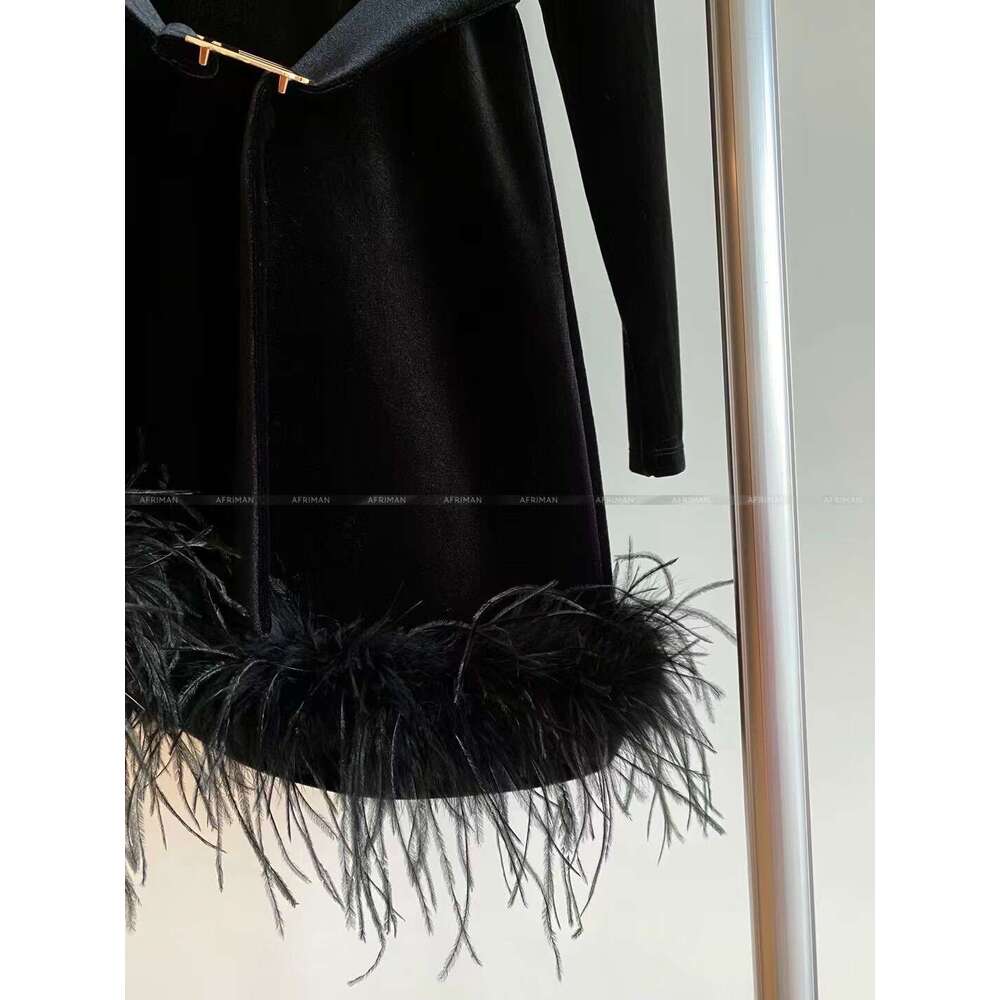 Women Sexy Deep V-Neck Ostrich Feather Patchwork Veet Short Dress With Metal Belt