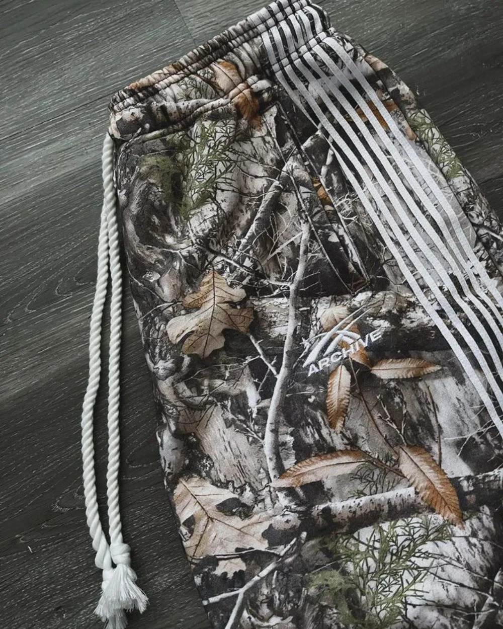Y2k retro camouflage casual loose fitting men pants Gothic Harajuku and women highquality jogging drawstring sports 241024