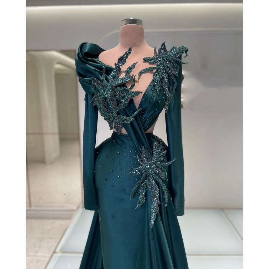 Green Dark Mermaid Prom Dresses Long Sleeves V Neck Appliques Sequins Or Length Satin D Lace Wers Beaded Evening Dress Bridal Gowns Plus Size Custom M