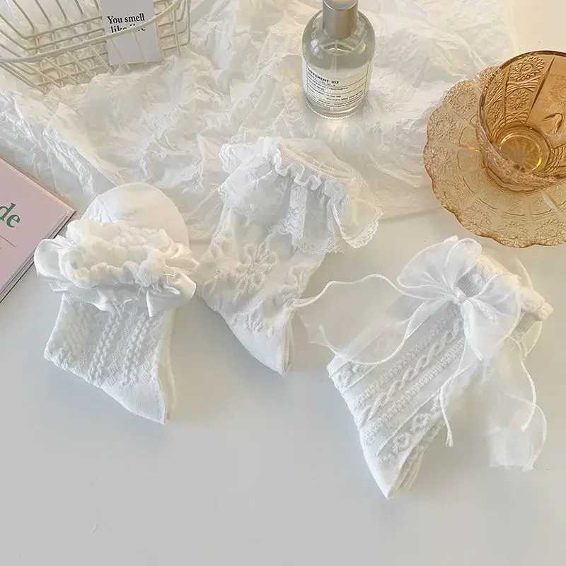 Medium tube solid lace bow ruffle Kaii Lolita short cotton JK Japanese lace work socks womens long socks W241028