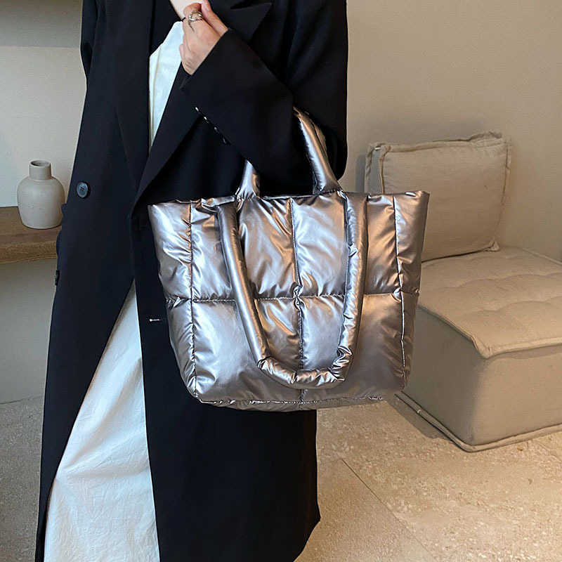 CMM Large Capacity Womens Crossbody Bag New Fashion Autumn Cotton Jacket Shoulder Bag Down Commuting Tote Bag