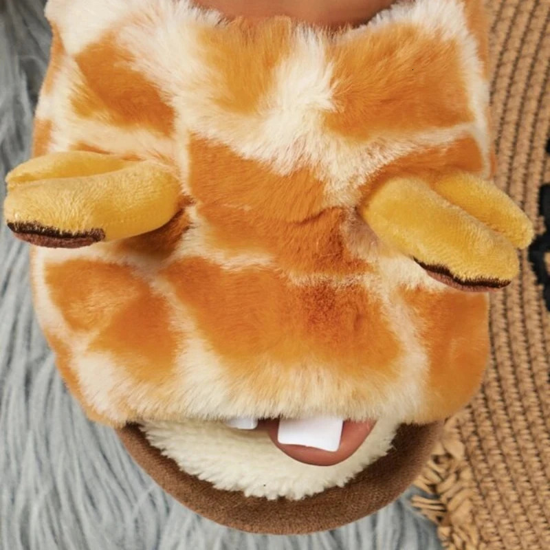 Winter Women Cute Home Plush Slippers Cartoon Giraffes Warm Faux Fur Lining Fluffy Cozy Flat Non Slip Sole Ladies Shoes 241025