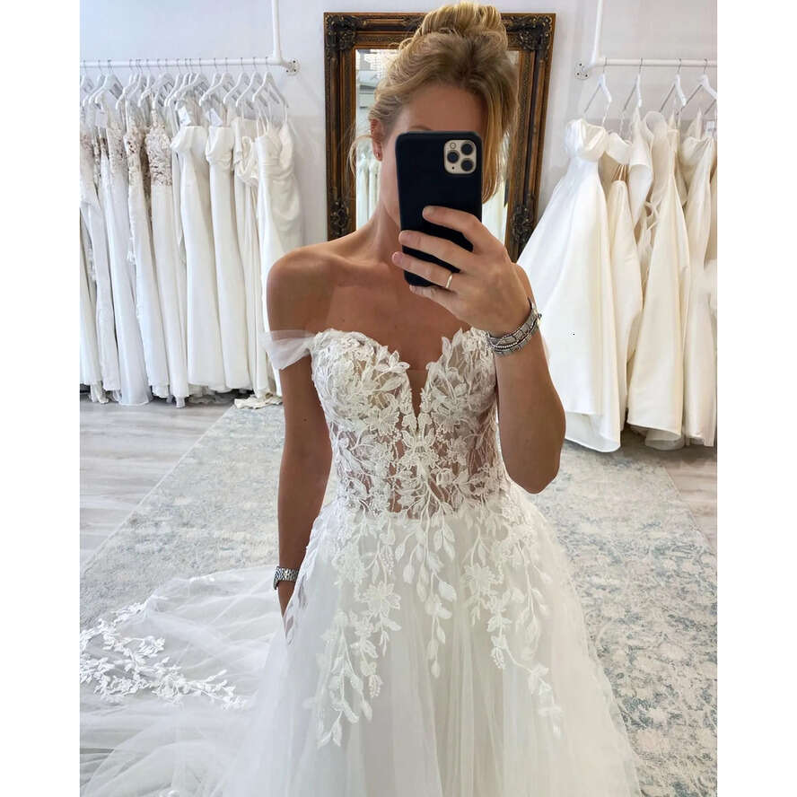 Lace Boho A E Dresses Off Shoulder Appliques Sweep Train Fashion Designer Wedding Bridal Gowns