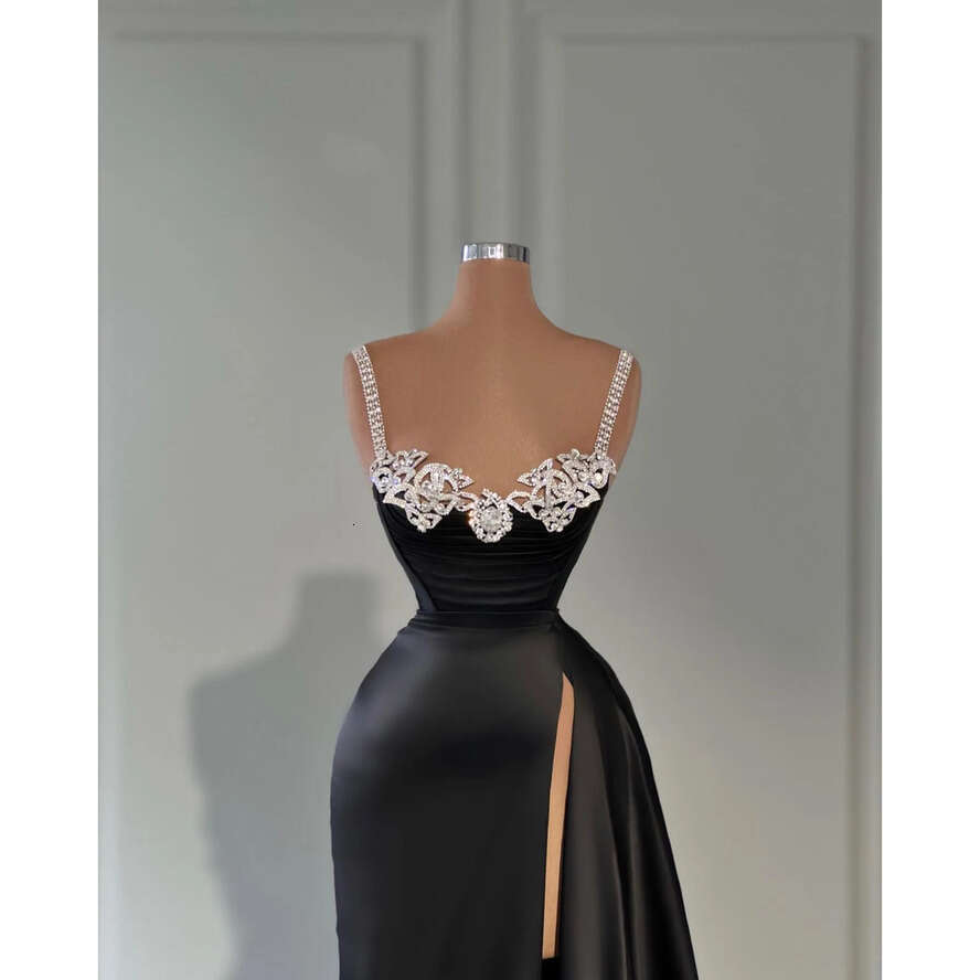Black Sheath Evening Gown Beaded Straps Crystal Neck Party Prom Dresses Split Formal Long Dress For Special Ocn 0515