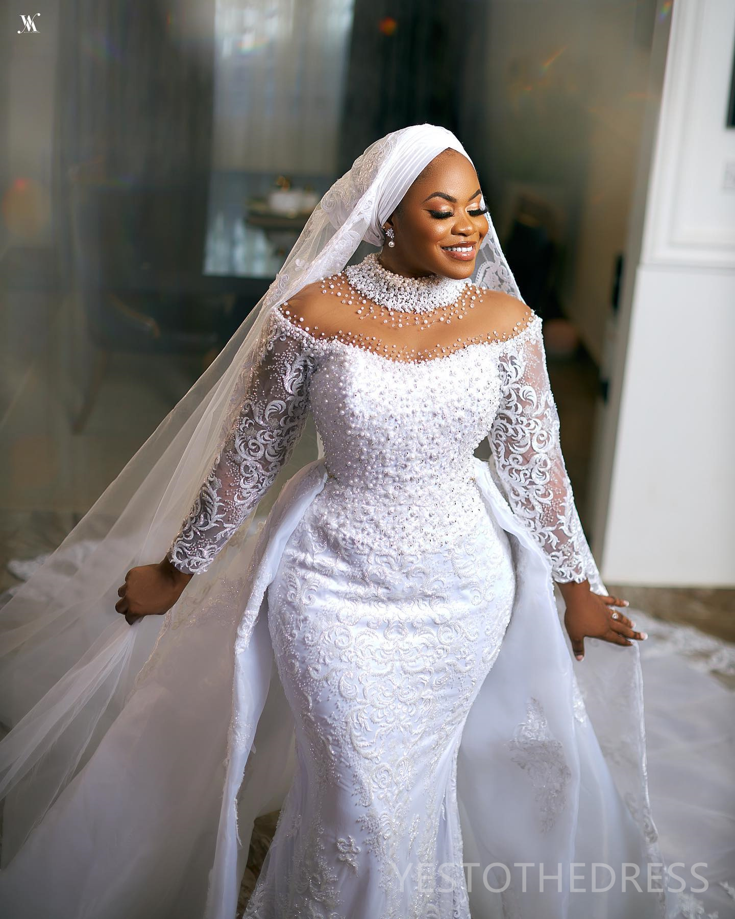 2025 Plus Size Arabic African Wedding Dress For Bride Bridal Gowns Detachable Train Mermaid Pearls Beaded Lace High Neck Long Sleeves Wedding Gowns Fo