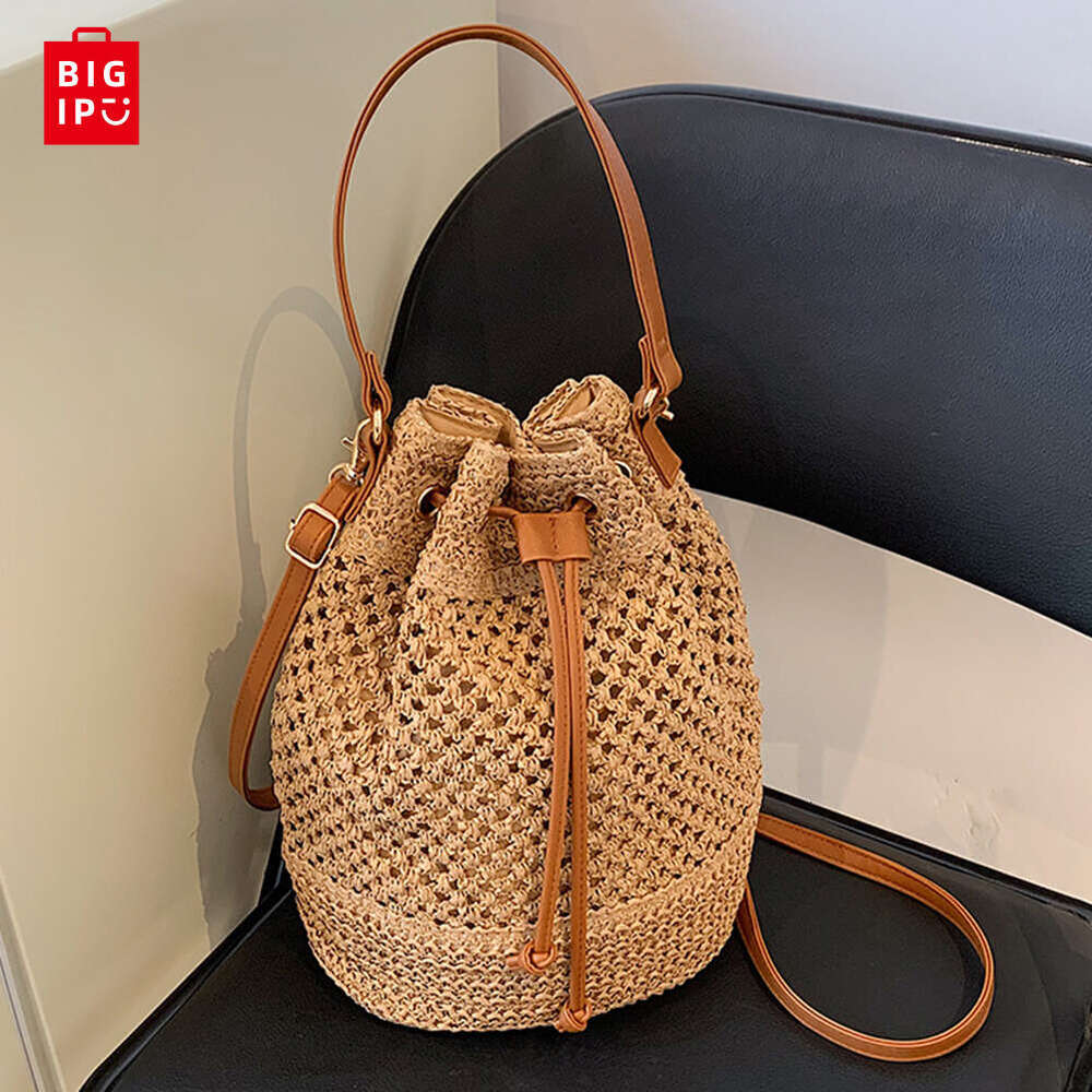 Designer Bag 2024 Summer Straw Woven Beach Bag Rattan Ladies Purses Handbag Wrist Pack Women Handle Female Bucket Tote Bags Knit Travel Bags tote bag 