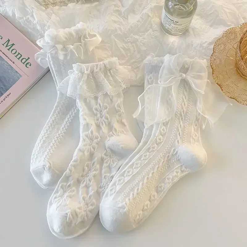 Medium tube solid lace bow ruffle Kaii Lolita short cotton JK Japanese lace work socks womens long socks W241028