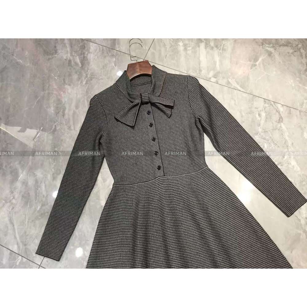 Women Ribbon Bow Collar Long Sleeve Houndstooth Large Swing Knitted Dress