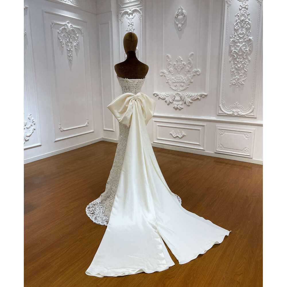 Sleeveless Appliques Lace Mermaid Bridal With Detachable Stain Bow Wedding Dress