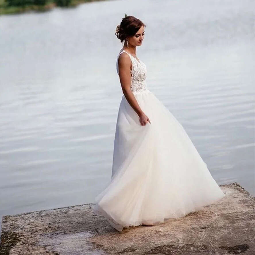 2021 A-E Beach Dresses Summer Boho Bride Dress With Detachable Train Backless Appliques Tulle Wedding Gowns Plus Size Wers V-Neck Lace 0509