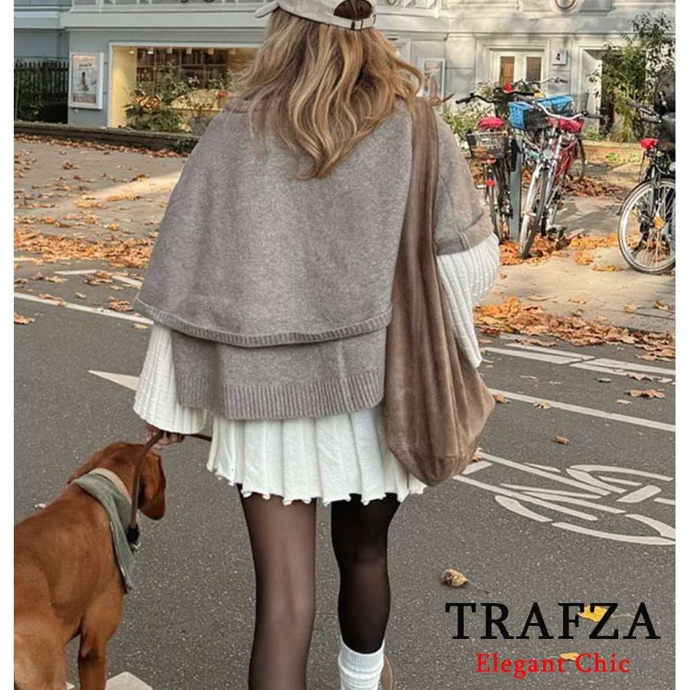 TRAFZA Elegant Women Knitted Buttons Layered Decoration Cape New 2024 Spring Fall Vintage Casual Sweater