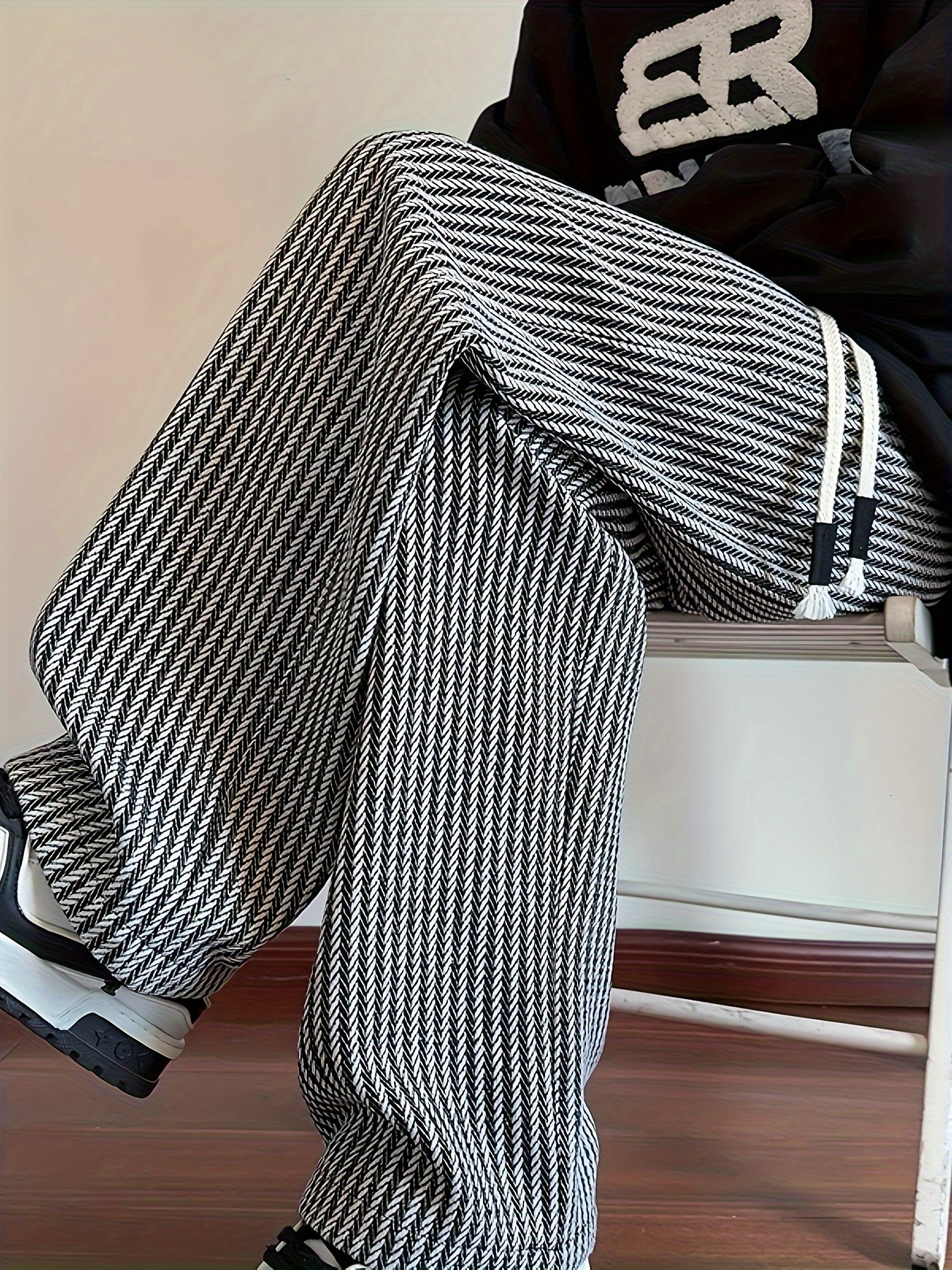 Men's casual striped pants with waistband design - mid waist design, polyester fabric, elastic waistband, straight cut, with waistband included