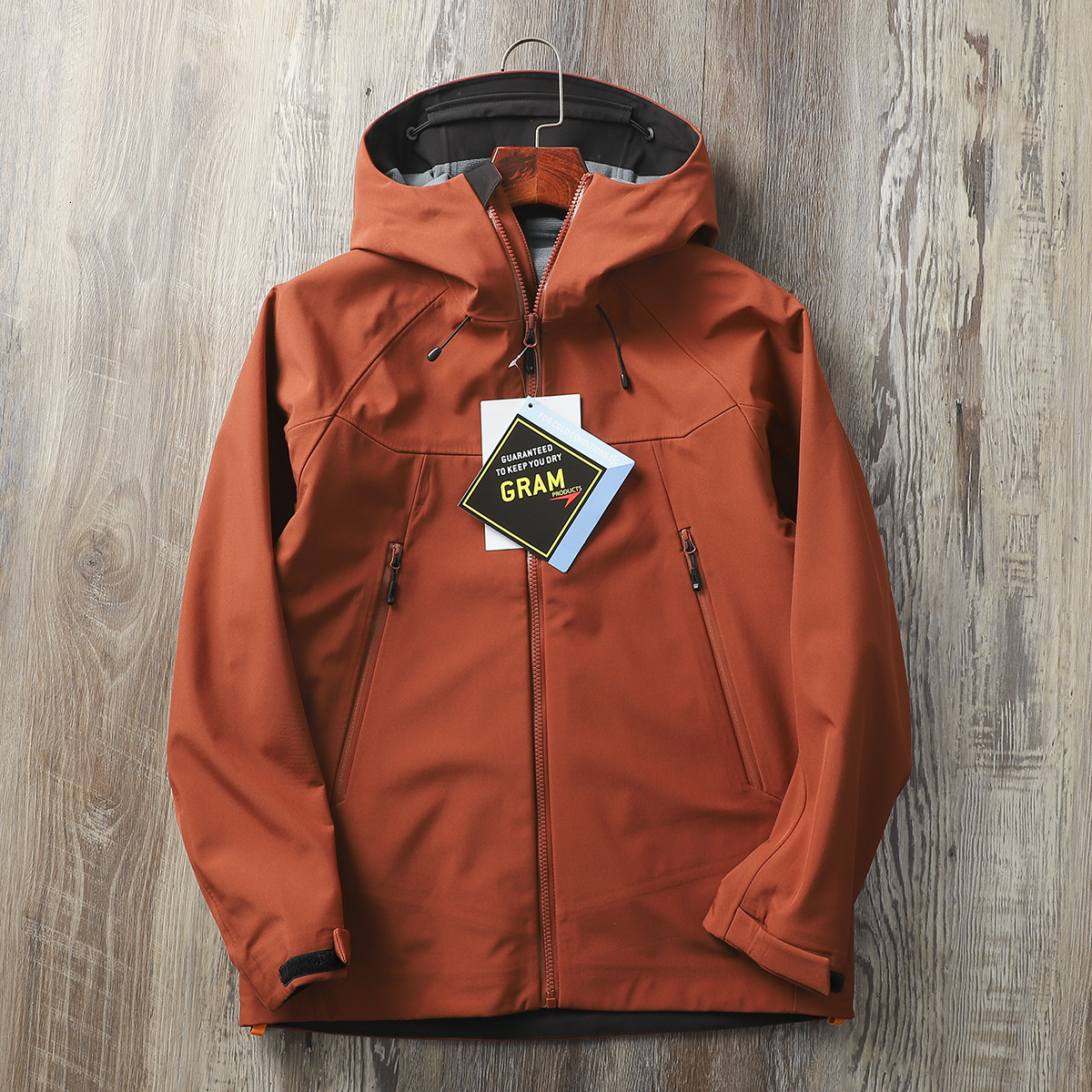2024 new designer's same rocket main push cabinet 3K+outdoor windproof and waterproof hooded soft shell assault suit