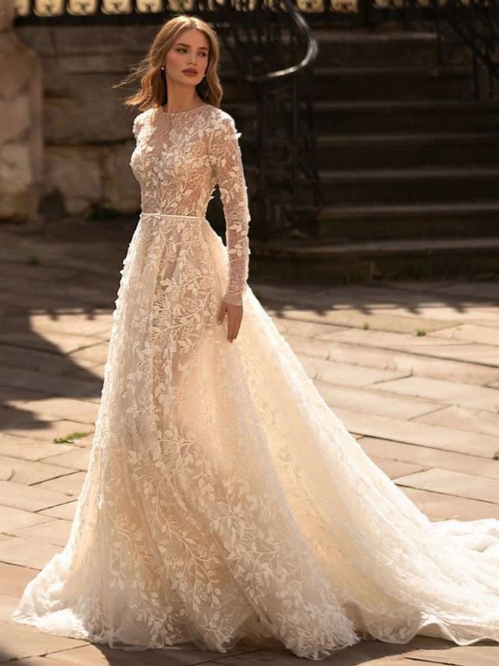 Elegant A Line Bride Gowns Sequins Appliques O Neck Long Sleeve Wedding Dress Sweep Train Tulle Bridal Dresses Custom Made