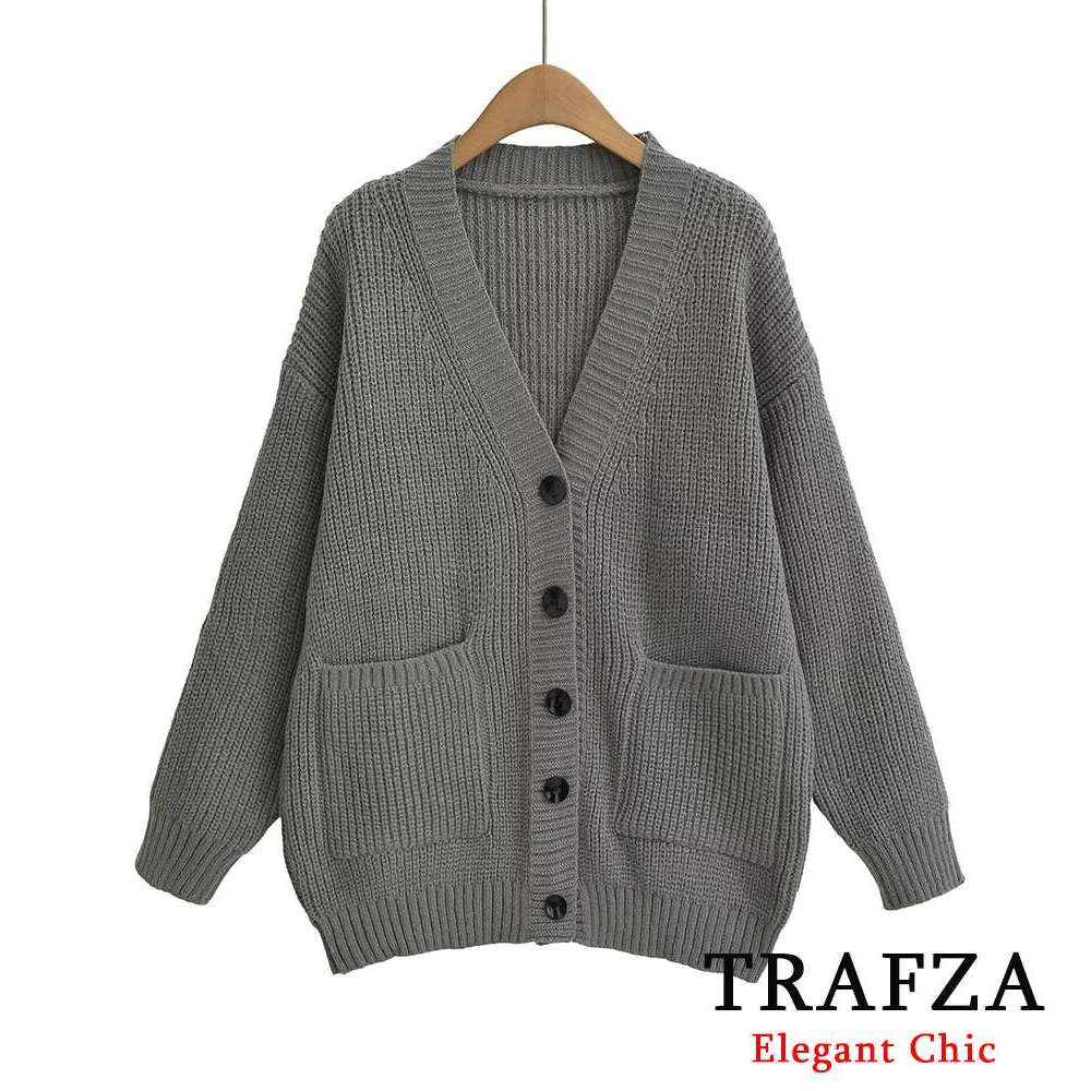 TRAFZA Women Fashion Knitted Pockets Buttons V-Neck New 2024 Spring Fall Casual Loose Sweater