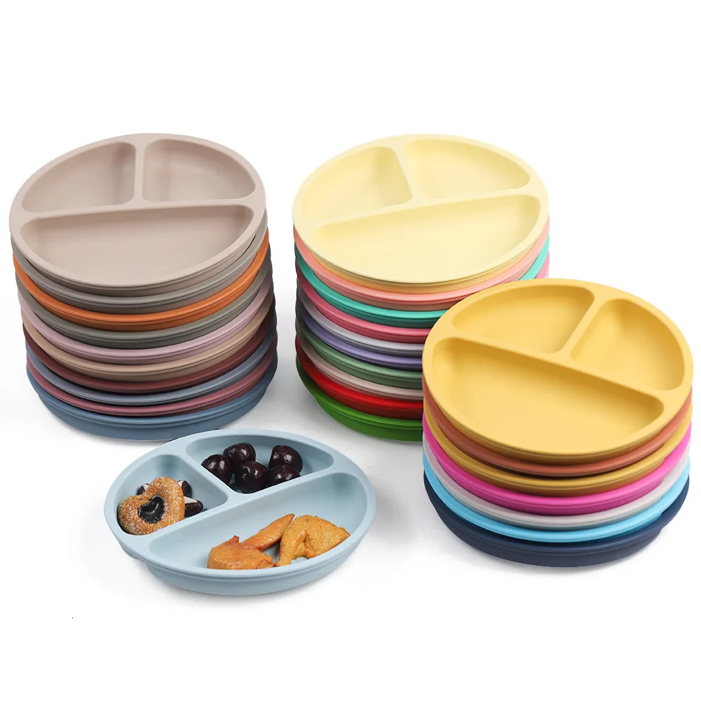7PCS Silicone Dishes For Baby Feeding Set Sucker Bowl Plate Cup Bibs Spoon Fork Baby Items Safe Dining Plate Children Tableware 241028