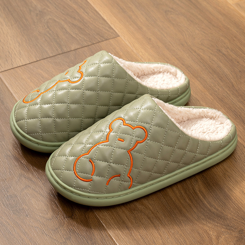 NEW hot 2024 new waterprooutumn and winter indoor home couples, cute, non slip, plush, warm cotton slippers for men