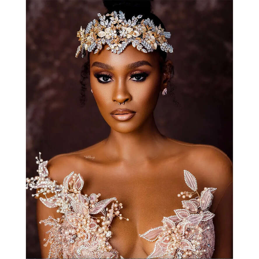 2024 Arabic Aso Ebi Champagne Mermaid Wedding Dresses Lace Beaded Crystals Urious Bridal Gowns Dress 0509