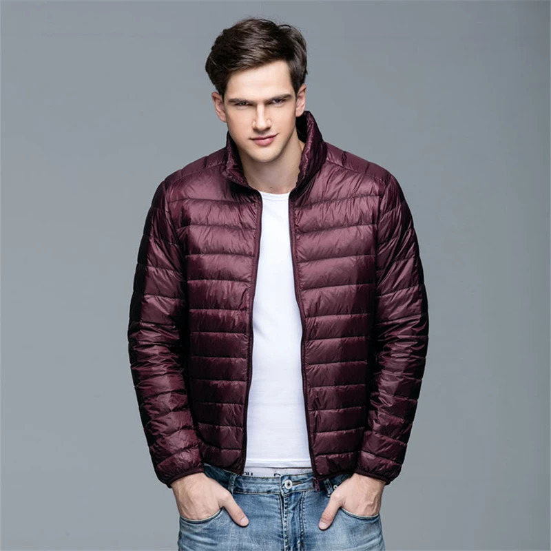 Winter Mens Down Jacket Ultra Light Men Windbreaker Feather Man Lightweight Portable Warm Coat 241024