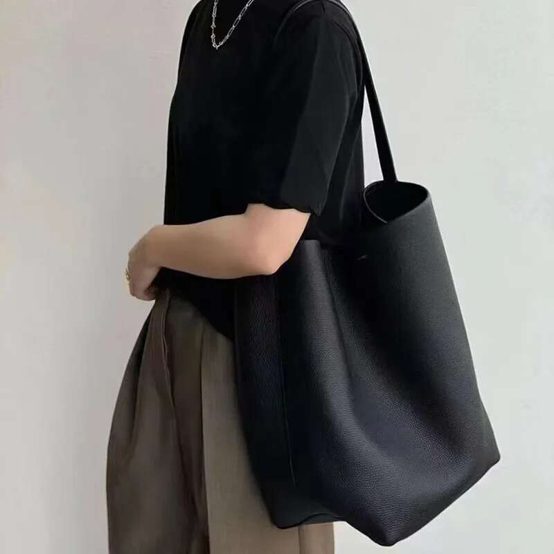 Large 2025 Capacity Soft Bucket Genuine Leather Litchi Pattern Tote New One Shoulder Bag for Classroom